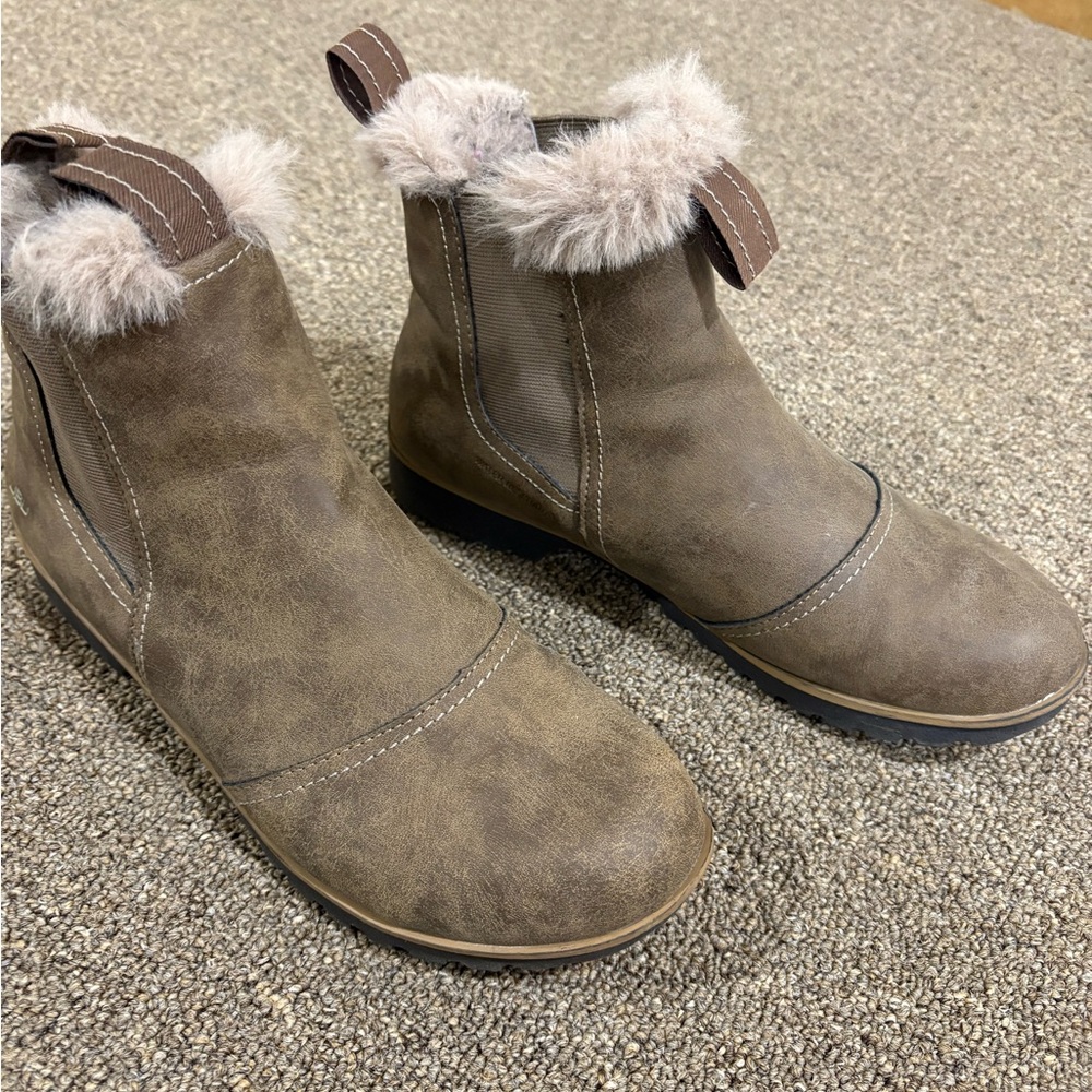 JBU boots